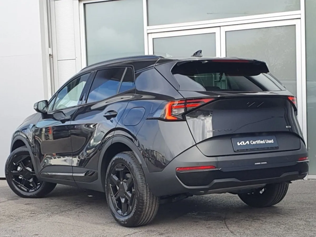 Kia Sportage Black Edition HEV - Image 2