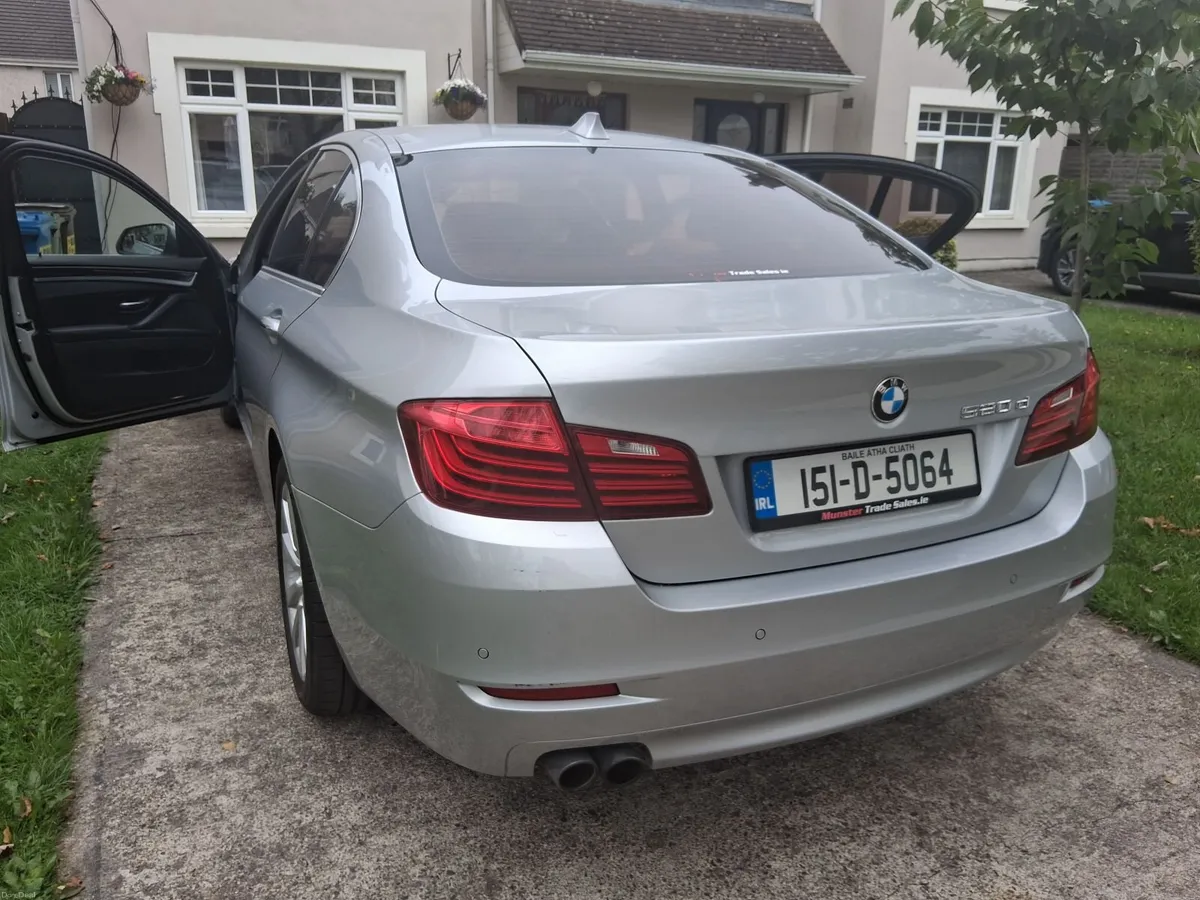 BMW 5-Series 2015 - Image 5