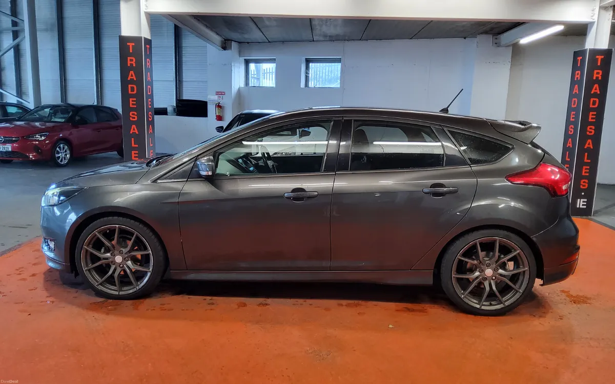 Ford Focus 2017 - Image 6