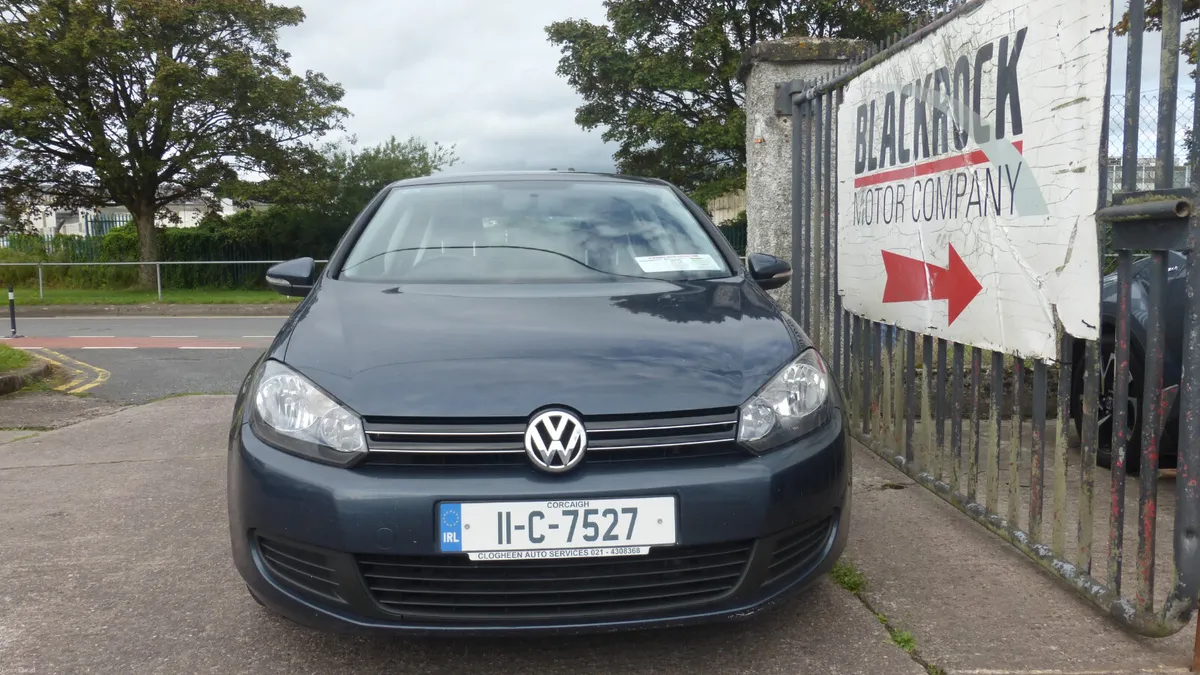 Volkswagen Golf 2011 - Image 2