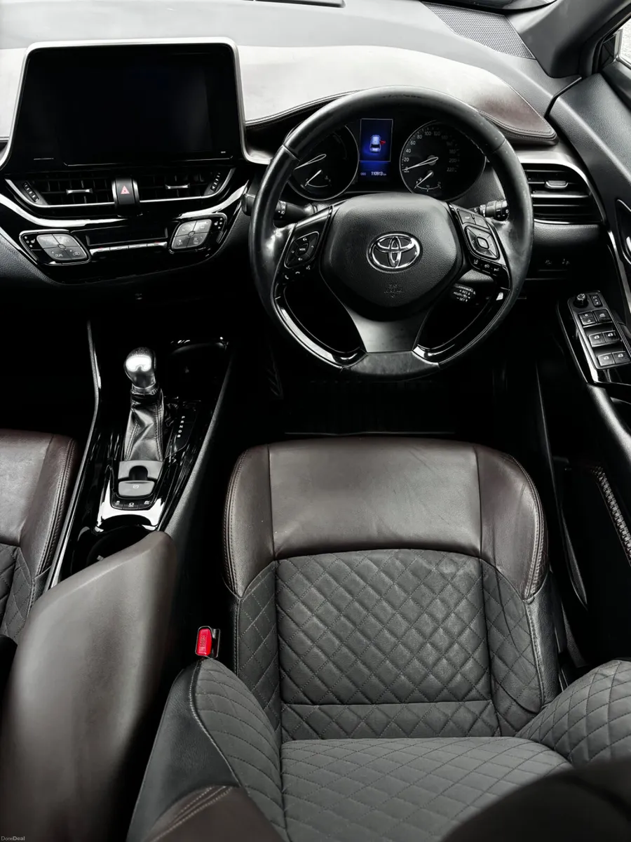182 Toyota C-HR Sol - Image 2