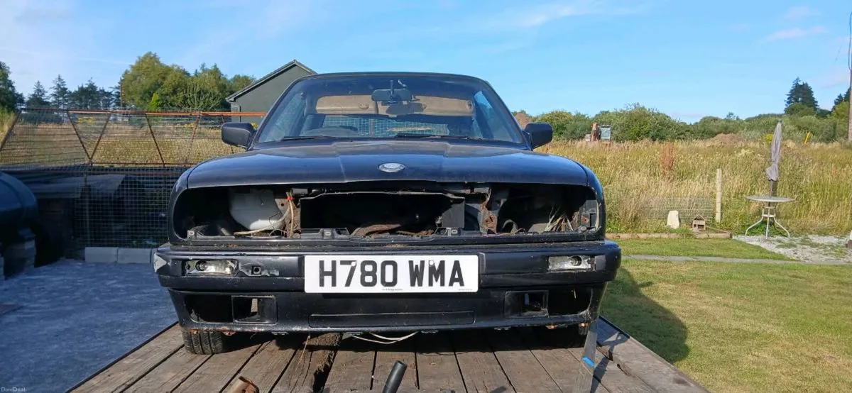 Bmw e30 320i - Image 2