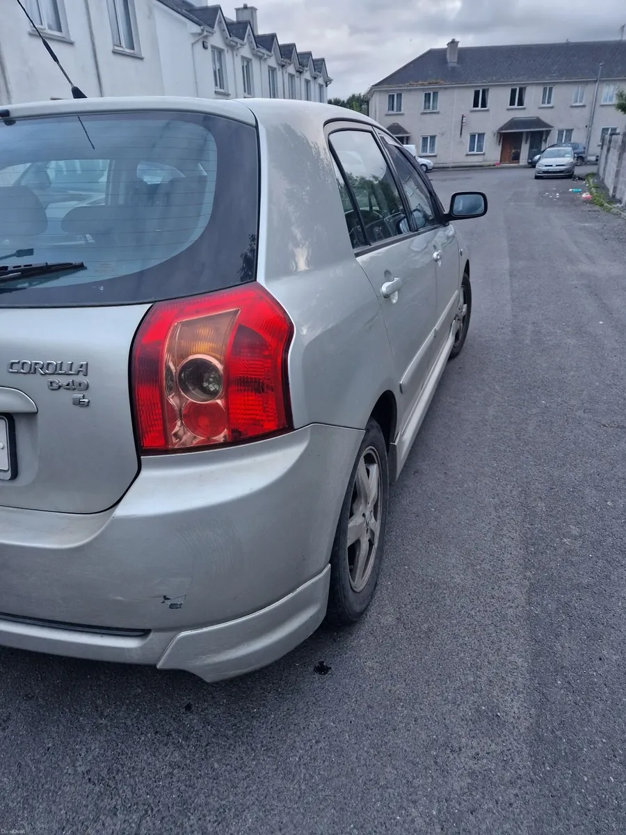 Toyota Corolla 2005 Automatic - Image 4