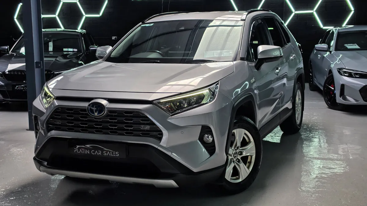 🔥 2019 Toyota RAV4 2.5 Hybrid Luna Automatic - Image 1
