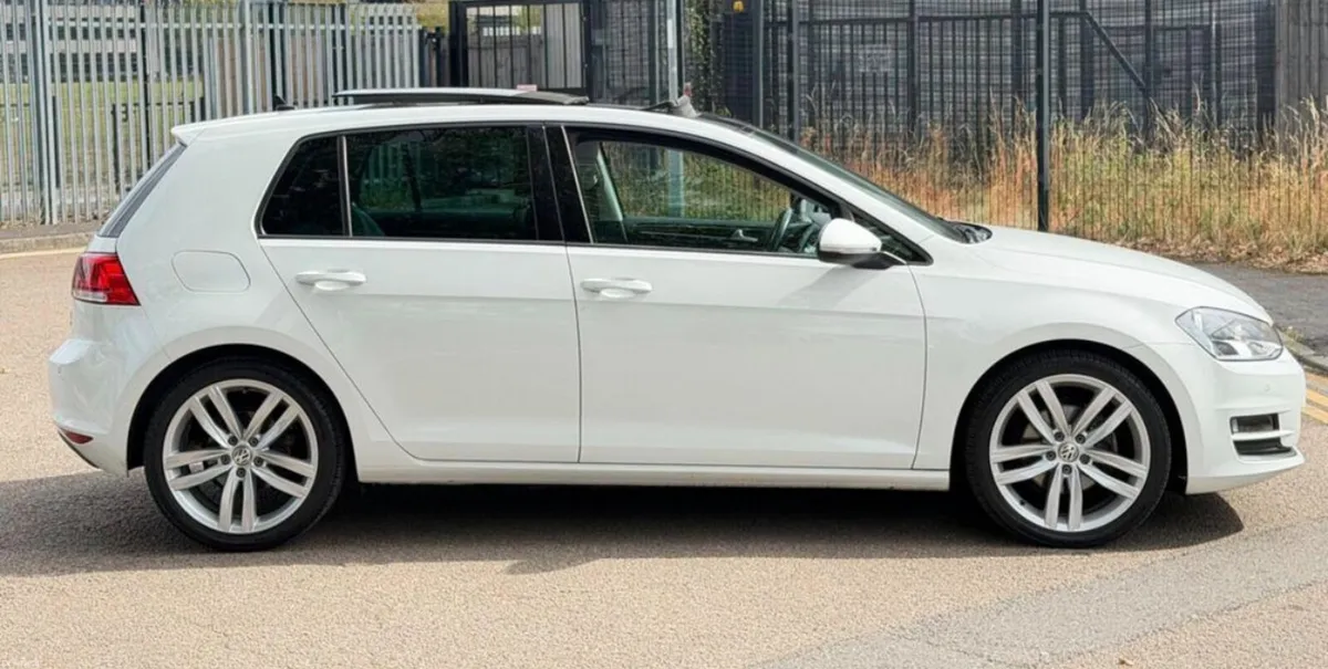 162 Volkswagen Golf 1.6 TDI 110 HP HIGHLINE - Image 1