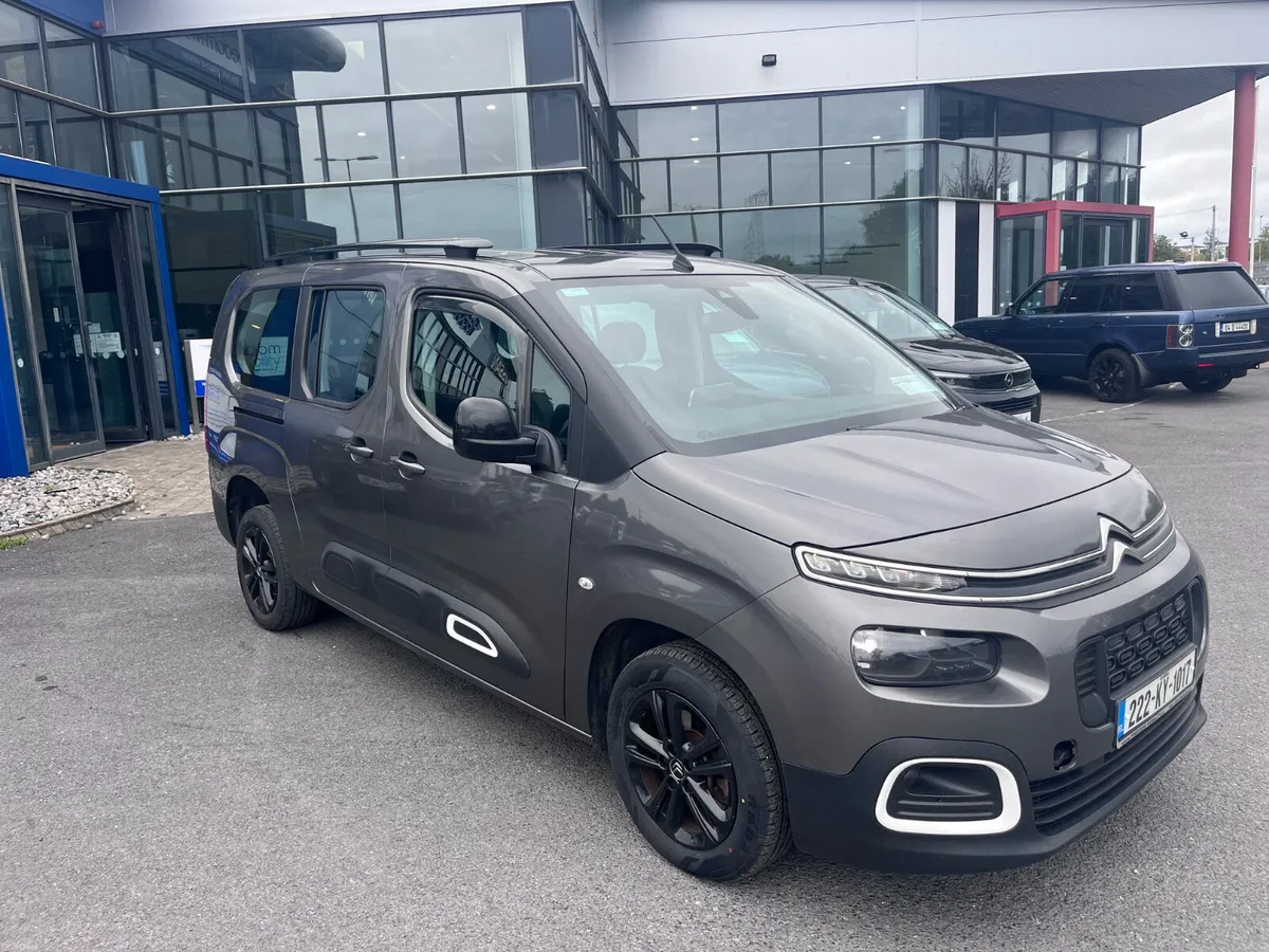 Citroen Berlingo 2022 Taxi Spec 7 seats - Image 1