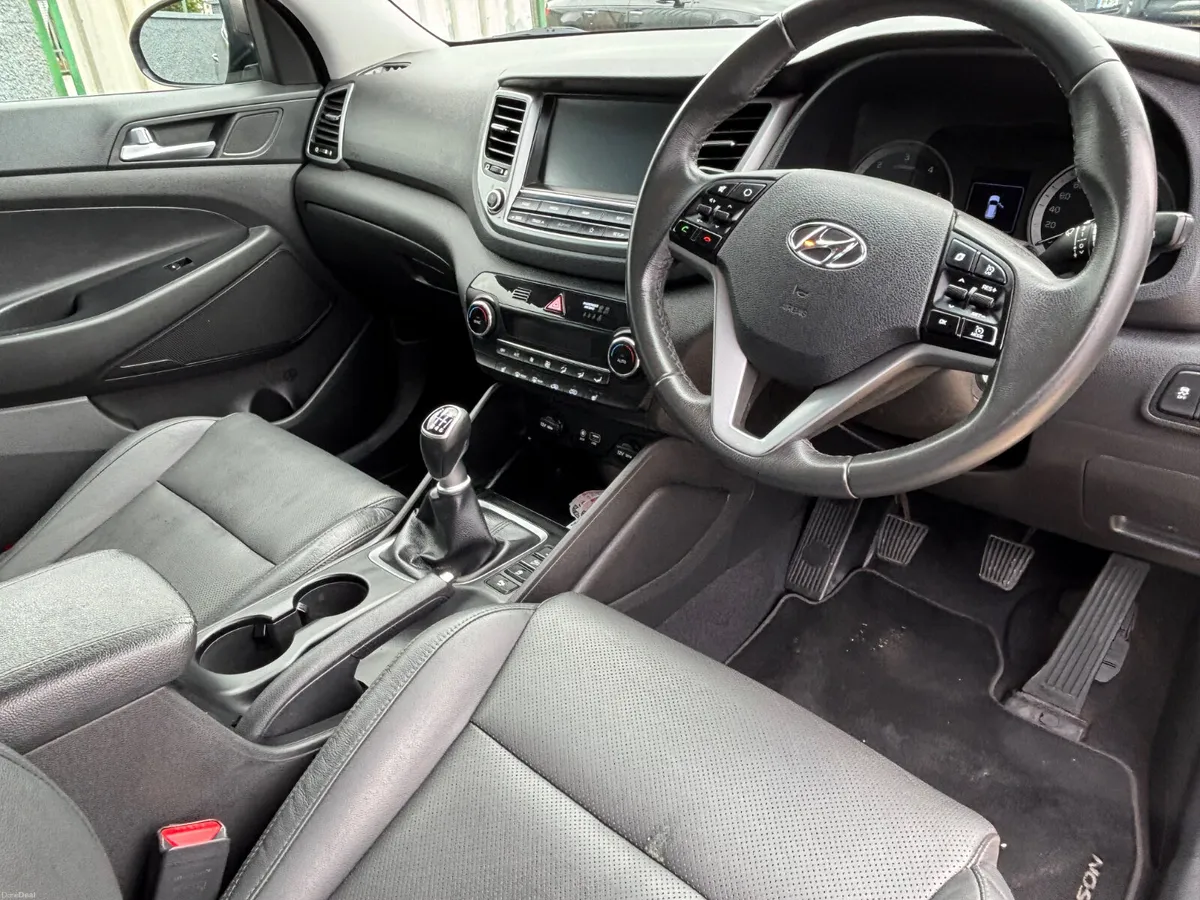 Hyundai Tucson 2018 Executive 1.7 Diesel - Image 4