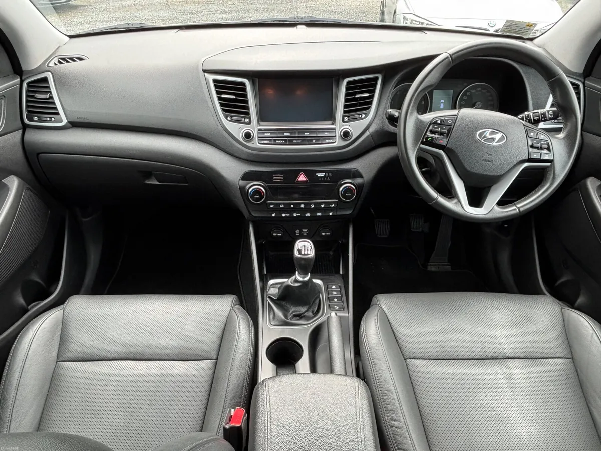 Hyundai Tucson 2018 Executive 1.7 Diesel - Image 5