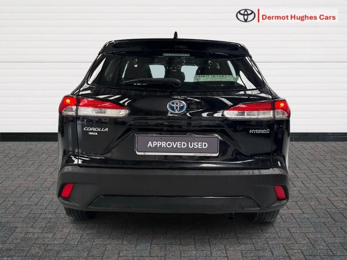 Toyota Corolla Cross CROSS LUNA 1.8 4DR AUTO - Image 4