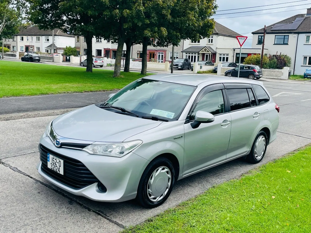 Toyota Corolla Fielder Auto Nct 8/27 - Image 3
