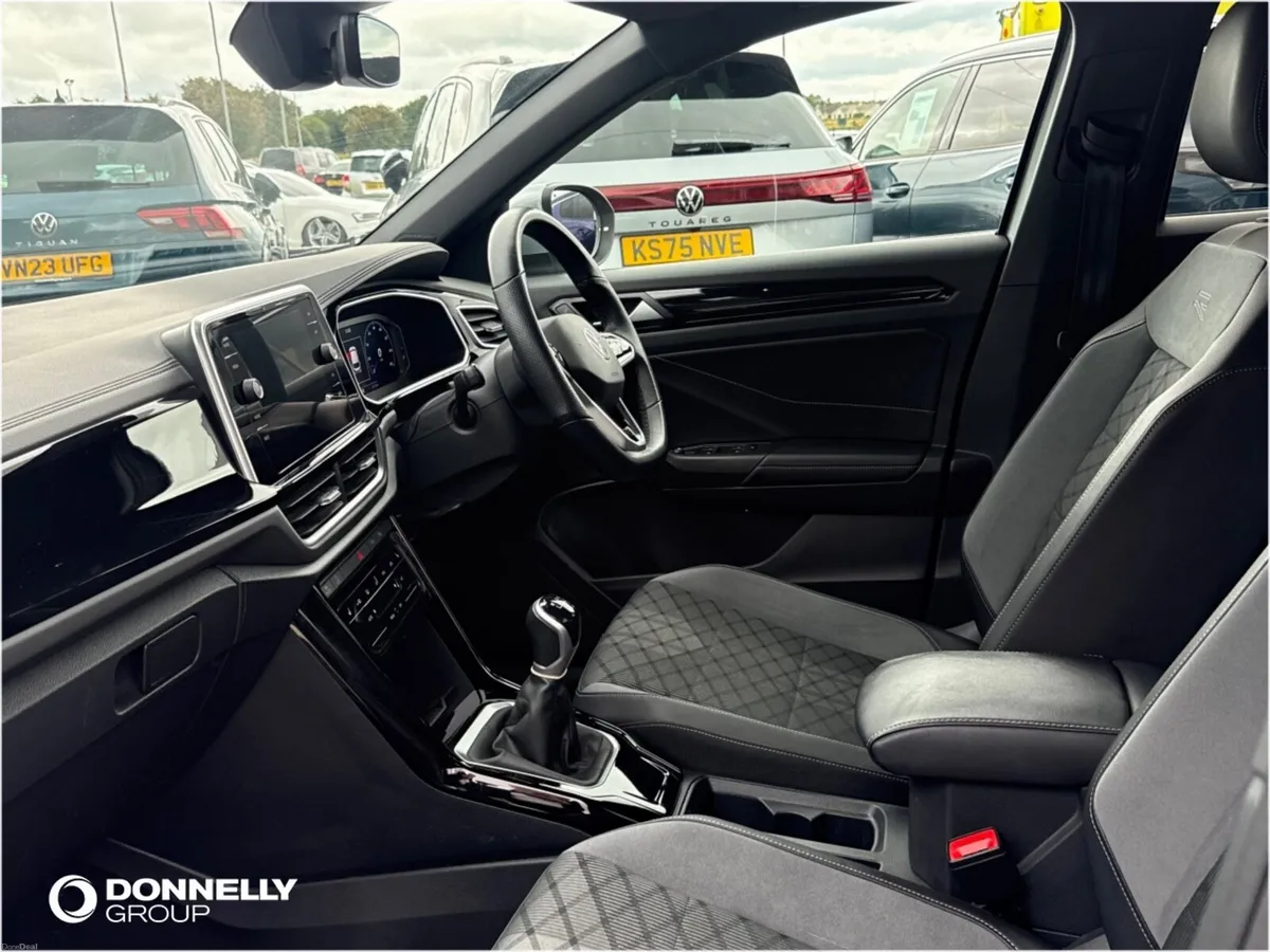 Volkswagen T-roc 1.5 TSI R-Line 5dr - Image 2