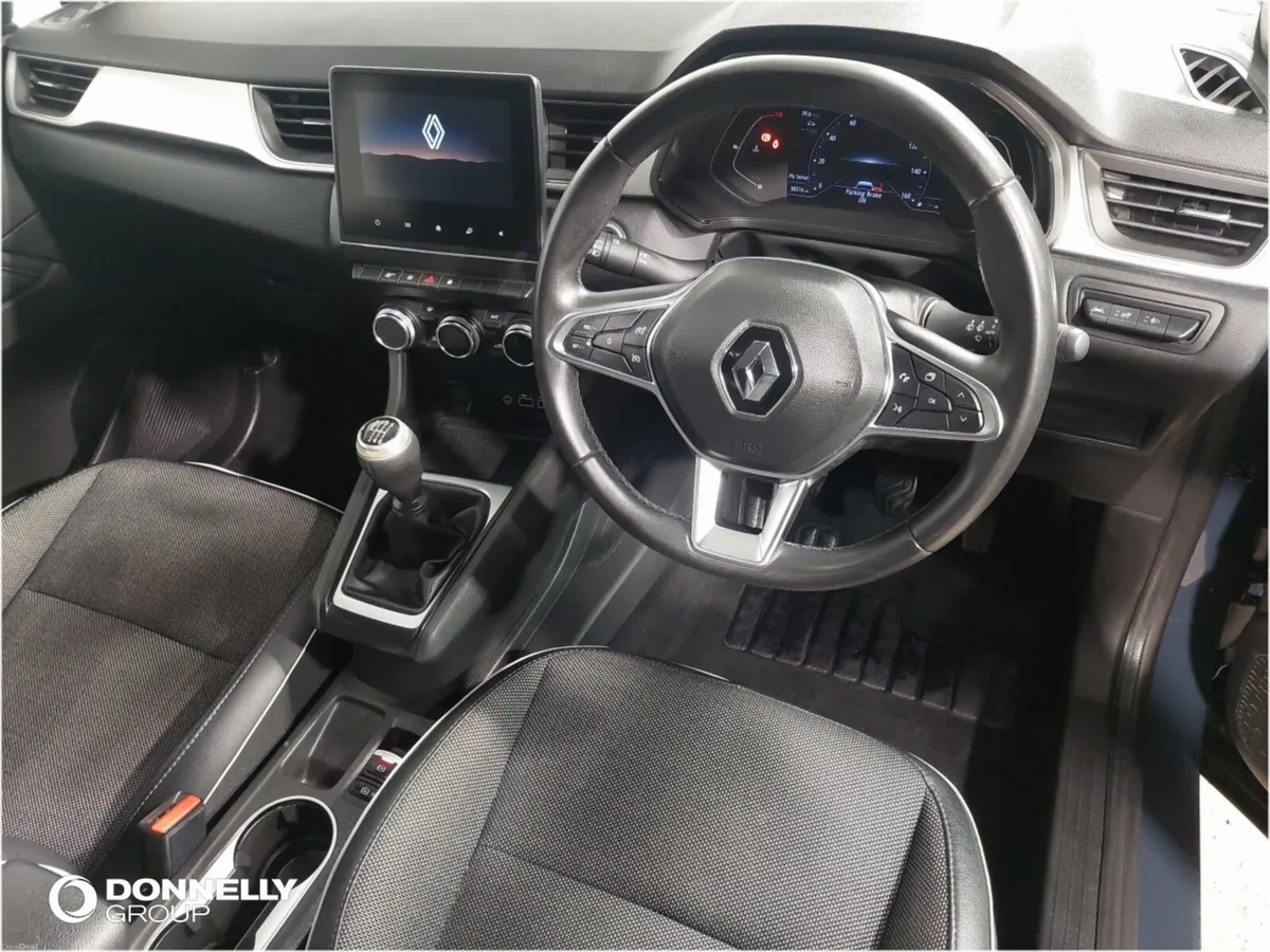 Renault Captur Hatchback Techno - Image 4