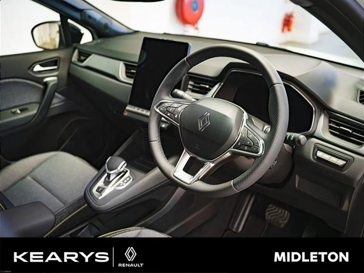 Renault Symbioz Techno full hybrid E-Tech 160 Auto - Image 6