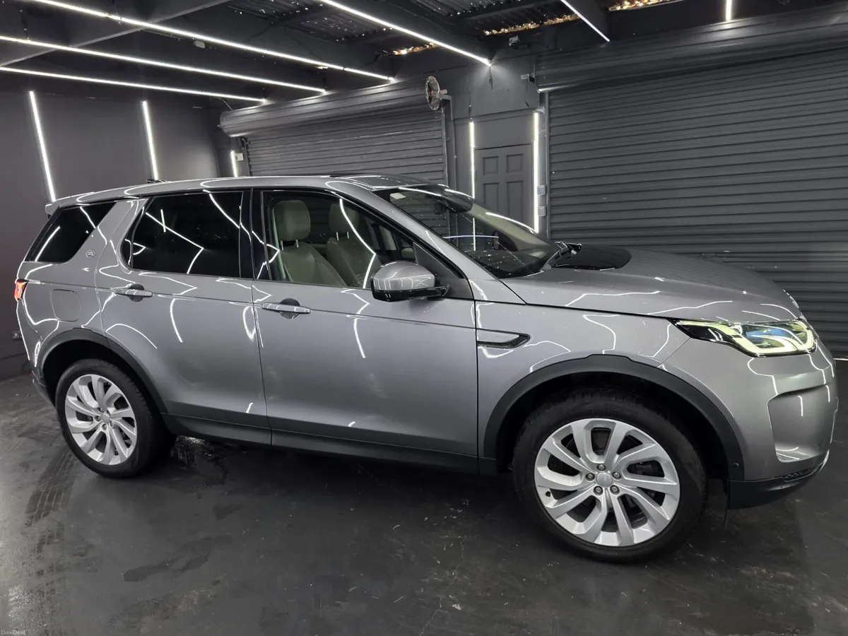 Land Rover Discovery Sport 2021 HSE - Image 4