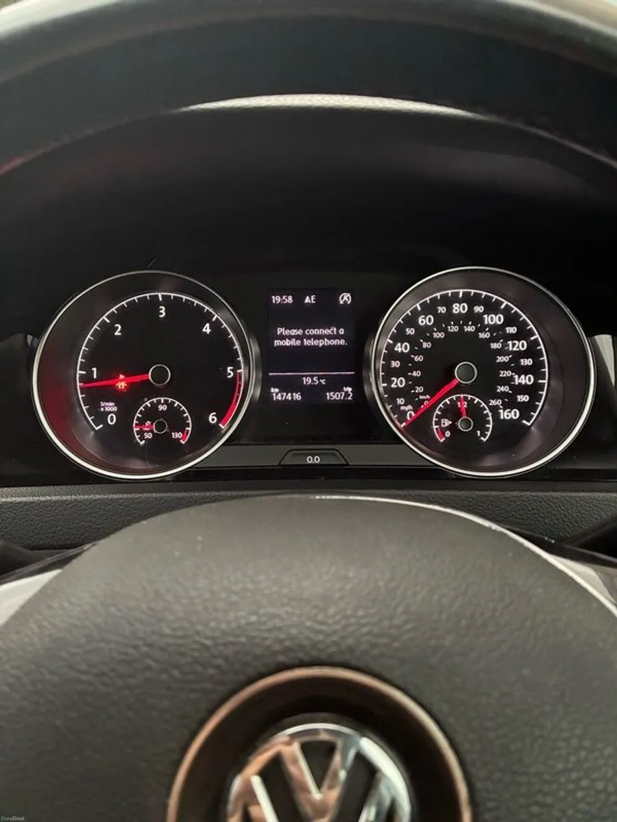 2014 Volkswagen Golf - Image 6