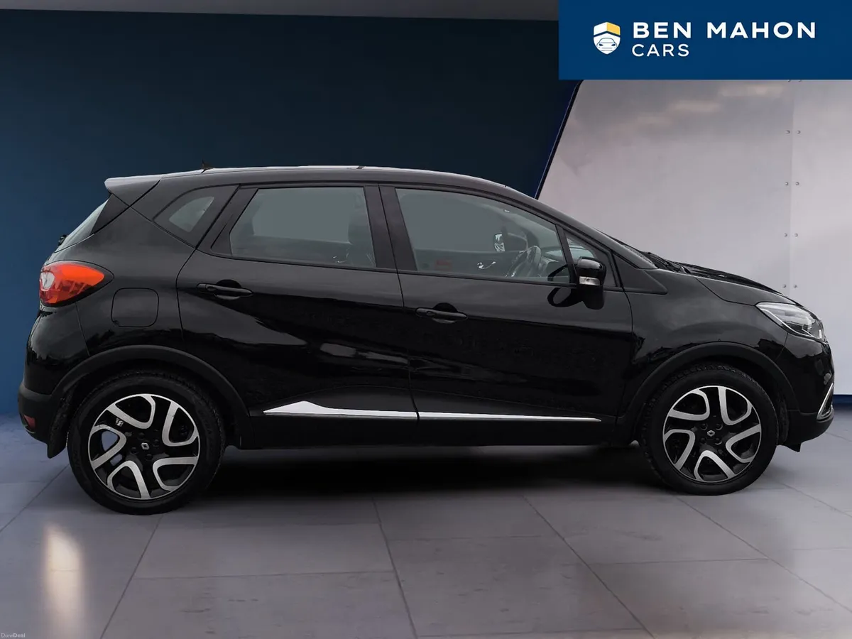 🚗 2014 Renault Captur 1.5 dCi Intense – Pearl Bla - Image 6
