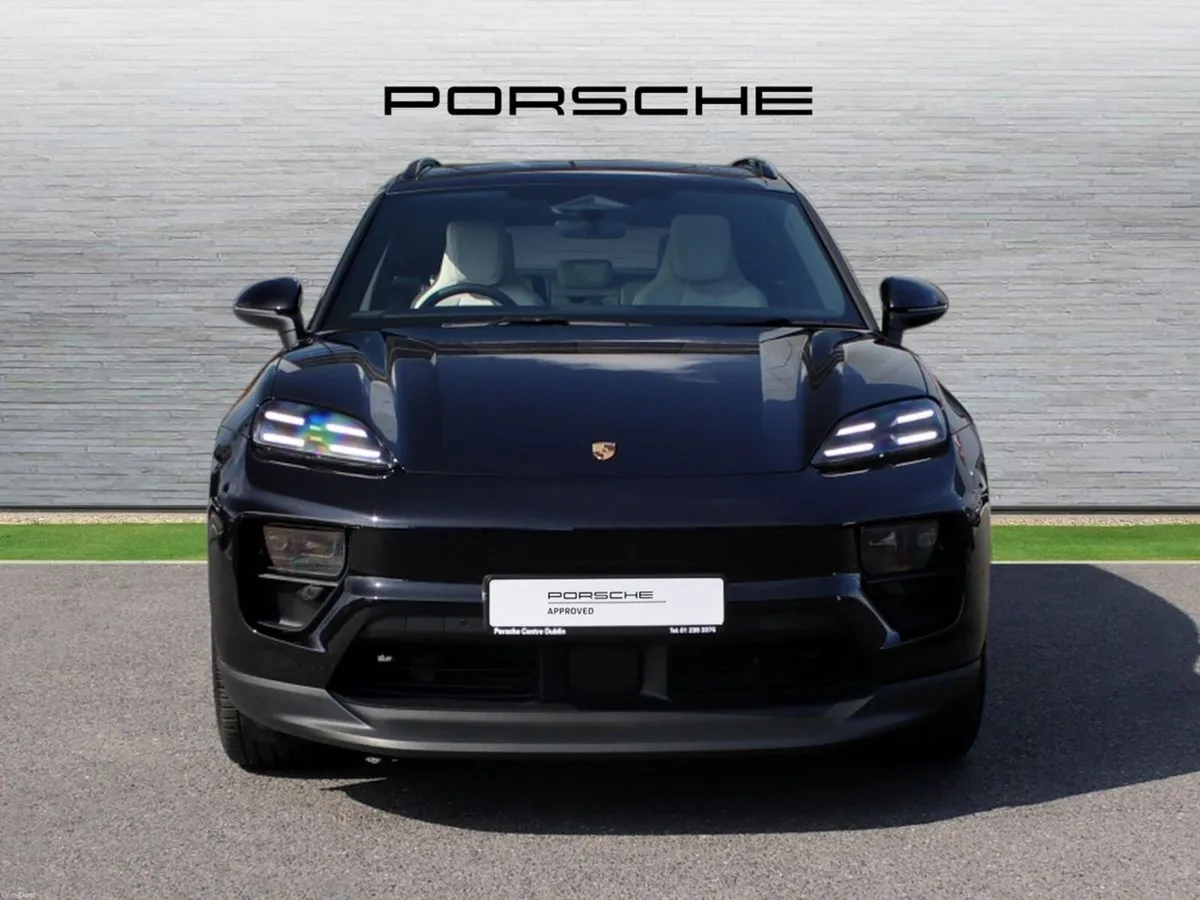 Porsche Macan 4 Electric - Image 6