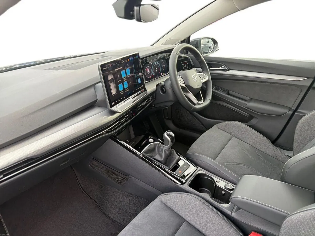 Volkswagen Golf STYLE 1.5TSI - Image 2