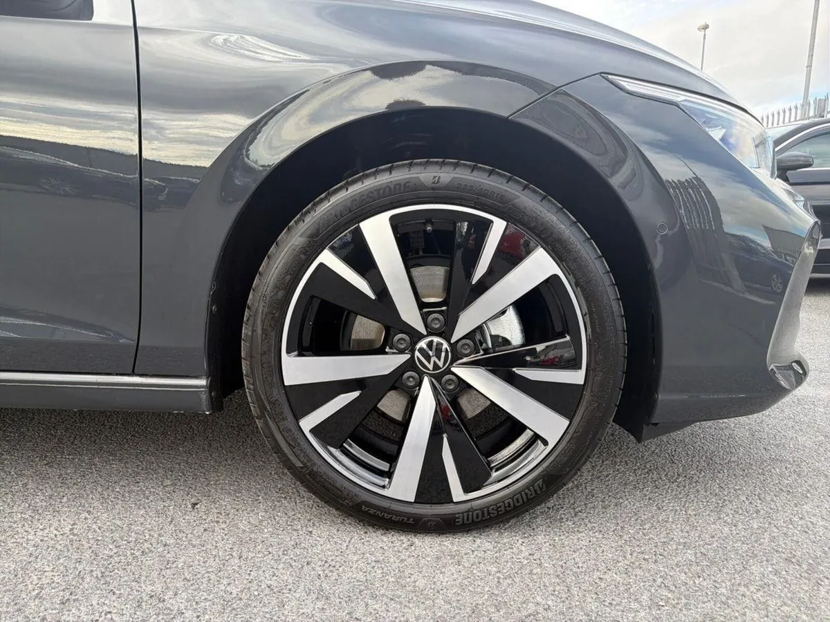 Volkswagen Golf STYLE 1.5TSI - Image 5