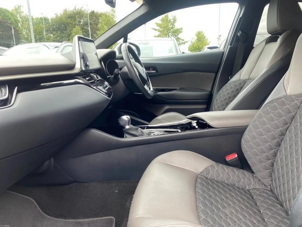 Toyota C-HR C-HR HYBRID SOL - Image 6