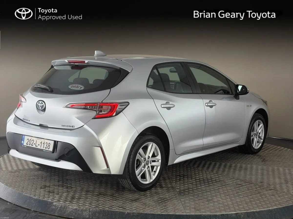 Toyota Corolla HYBRID LUNA H/B - Image 2