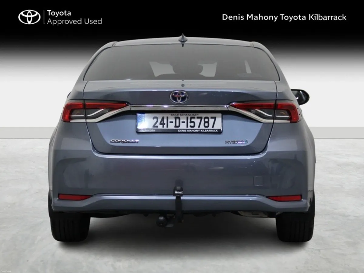 Toyota Corolla LUNA SPORT SALOON 4DR - Image 4