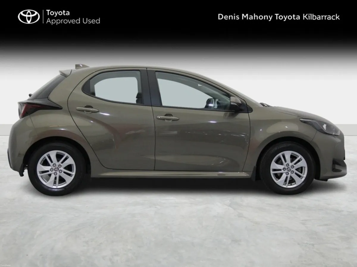 Toyota Yaris 1.0 LUNA 4DR - Image 3