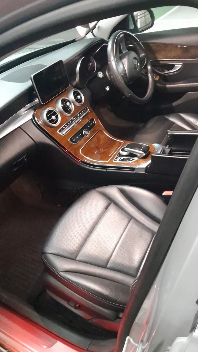 Mercedes-Benz C-Class 2015 - Image 4