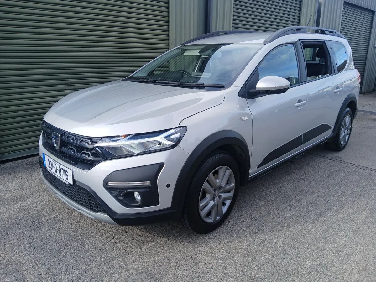 Dacia Jogger 2023.      7 seater - Image 3