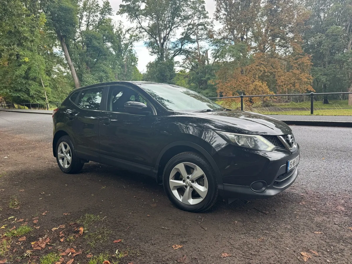 Nissan Qashqai XE 1.2 pet - Image 2