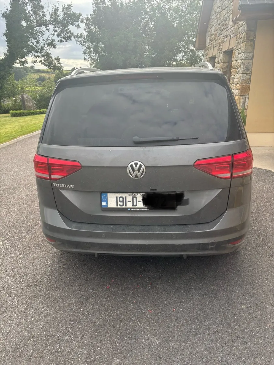 Volkswagen Touran Highline 2019 - Image 3