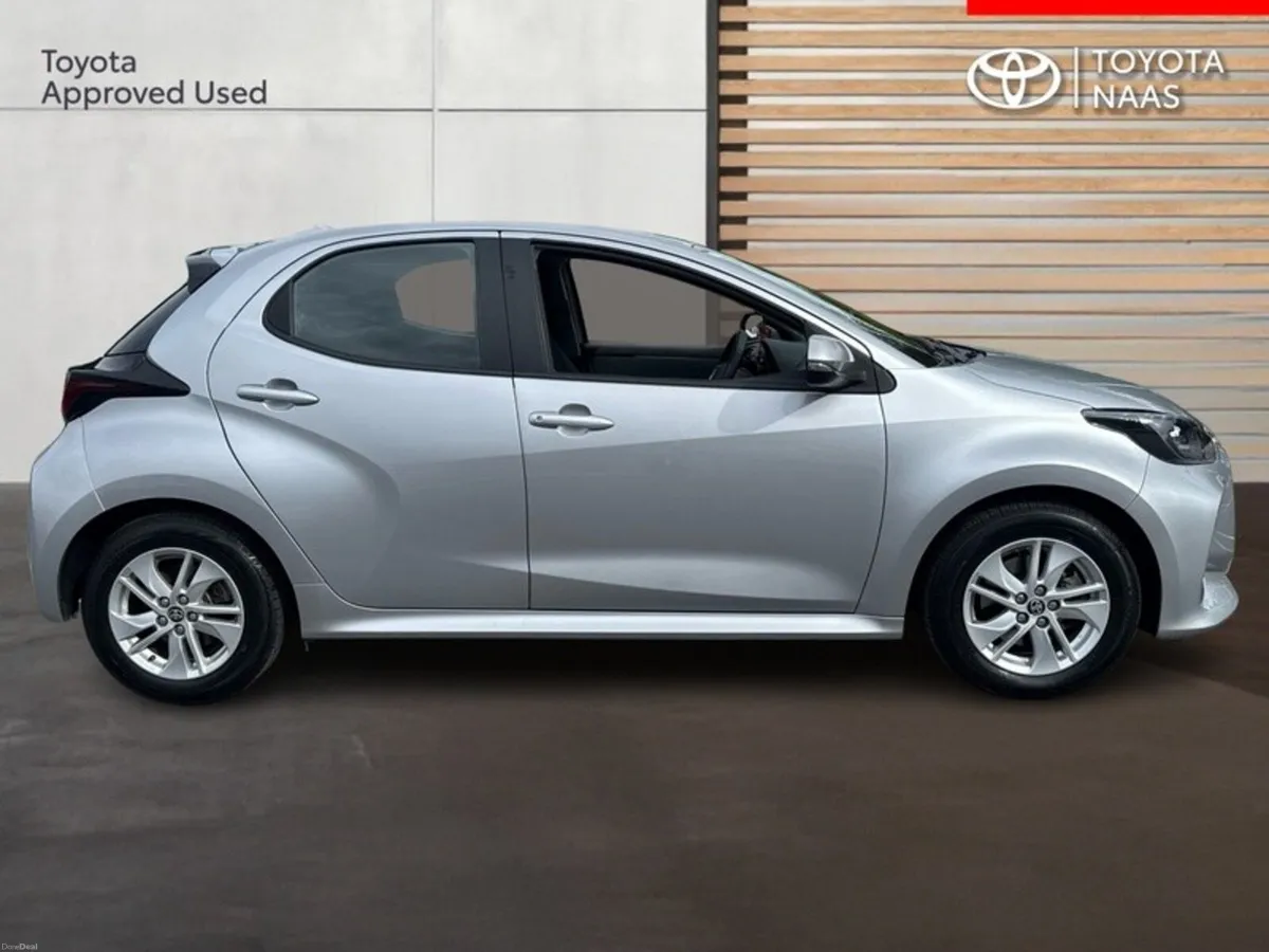 Toyota Yaris yaris hybrid luna *ORIGINAL IRISH CAR - Image 3