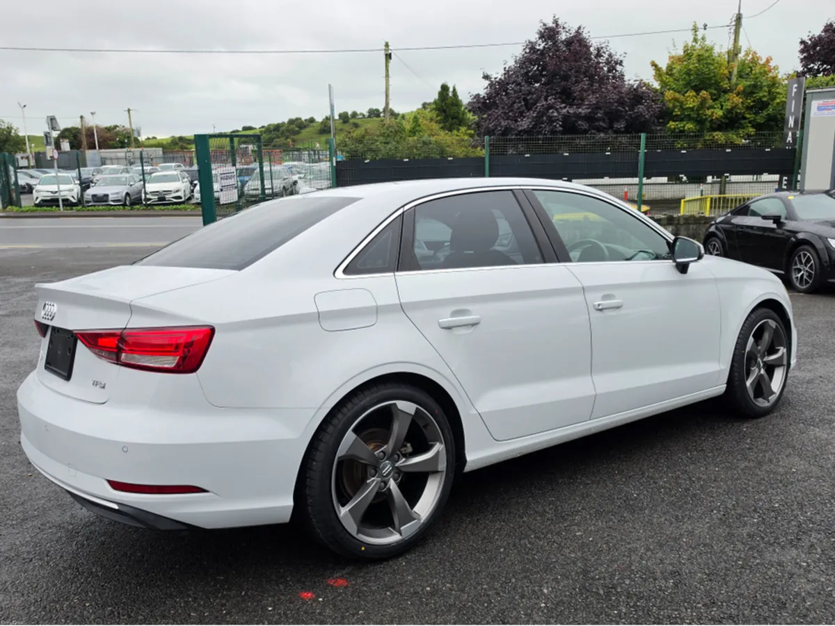 Audi A3 SALOON 1.4 TFSI SPORTS EDITION ELECTRIC SE - Image 3