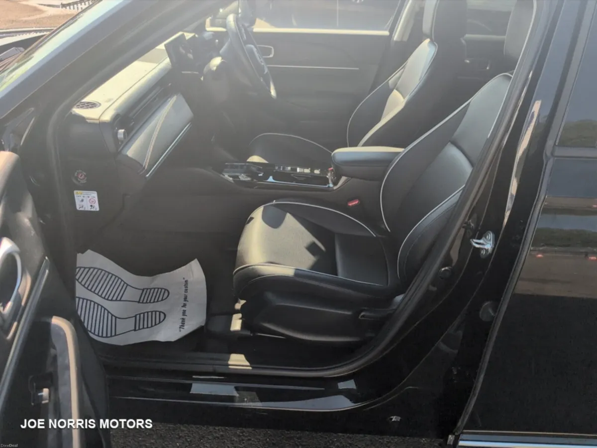 Honda e:Ny1 150kW Elegance 69kWh 5dr Auto 99.1 % B - Image 2