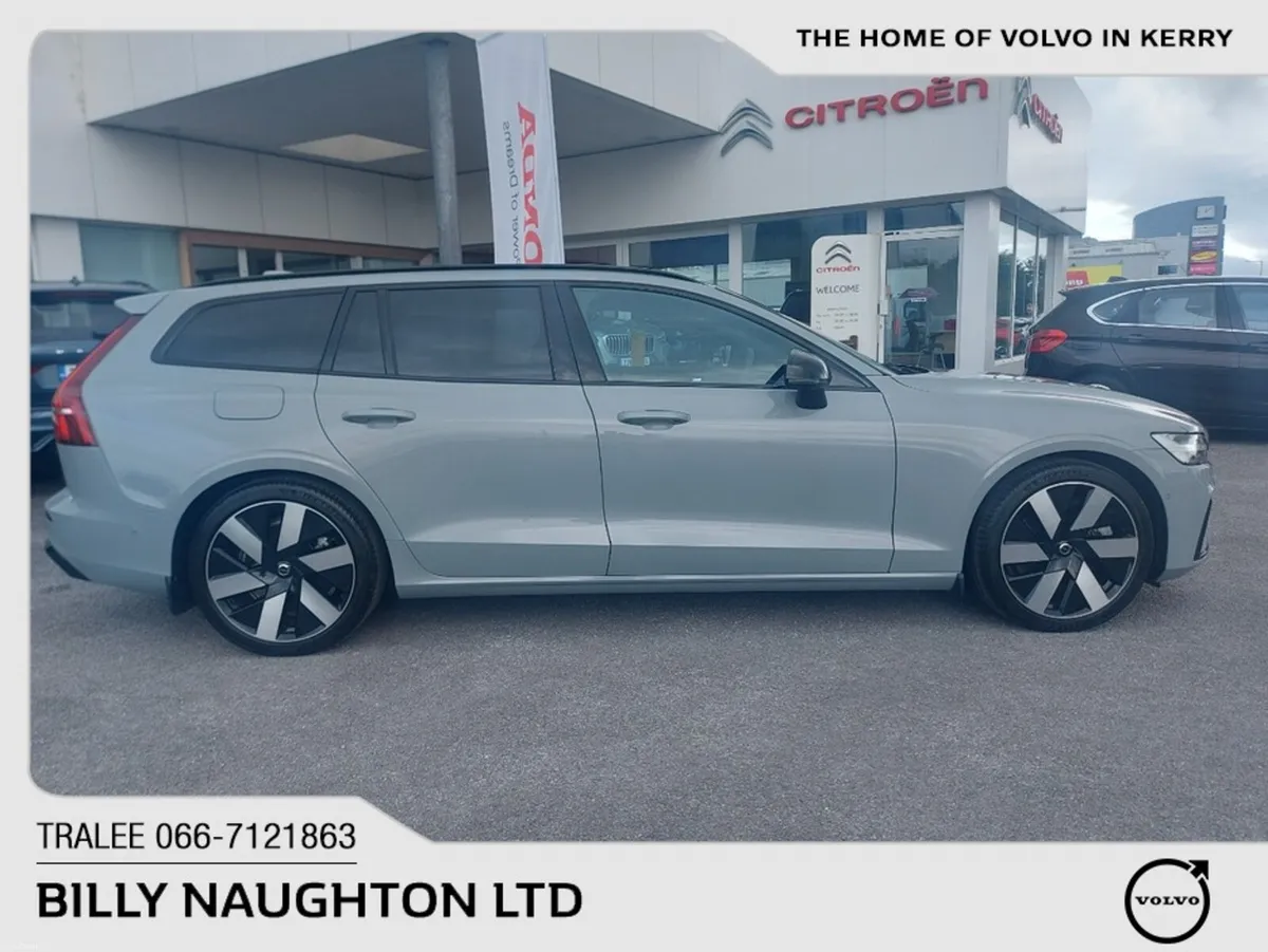 Volvo V60 T6 PHEV PLUS DARK AWD - Image 5