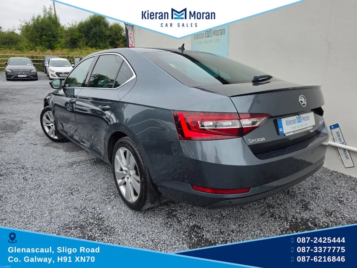 Skoda Superb 2.0 TDI SEL EXECUTIVE 150PS 5DR - Image 4
