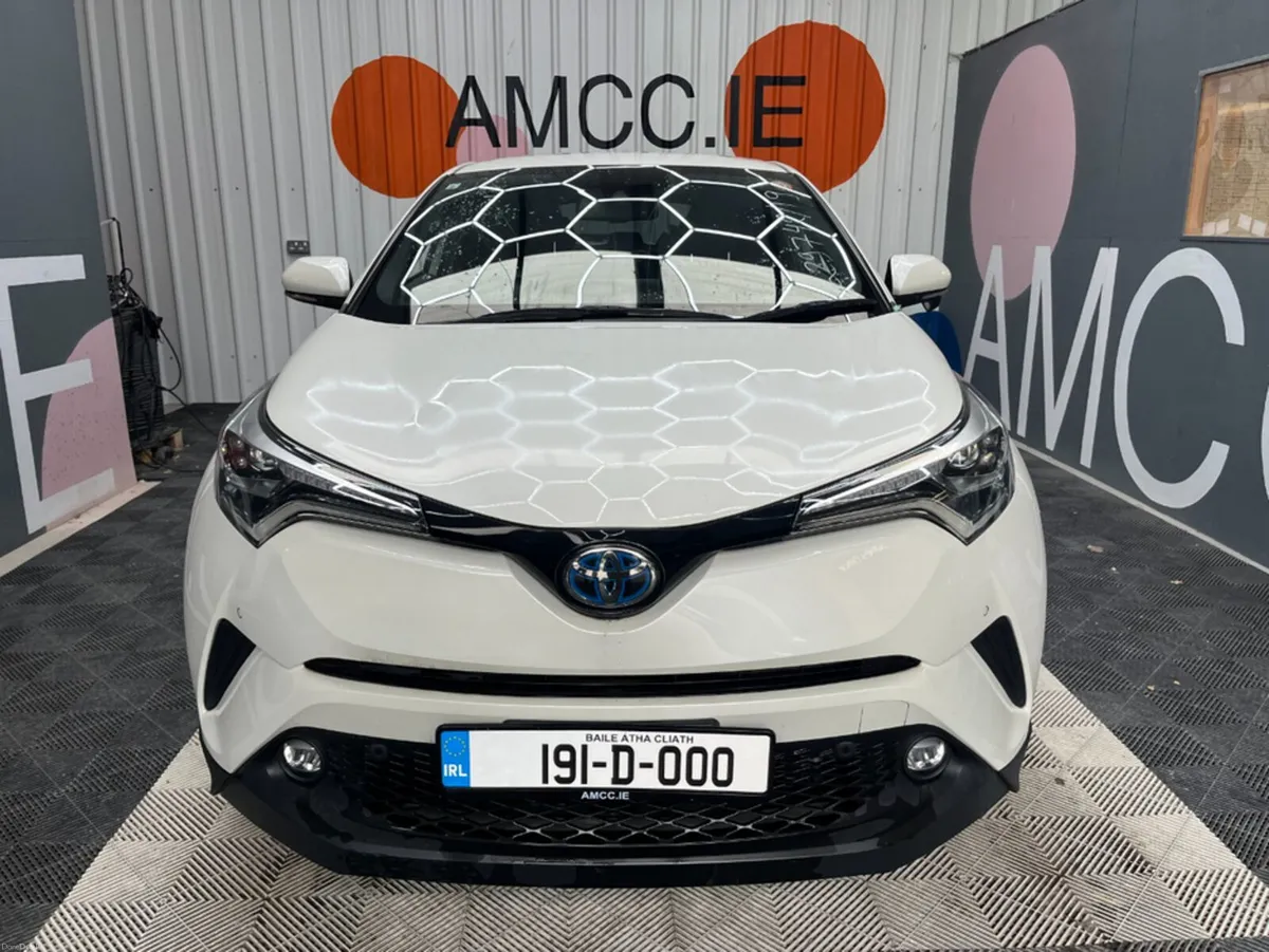 Toyota C-HR 2019 TOYOTA C-HR G 1.8 AUTOMATIC / CRU - Image 3