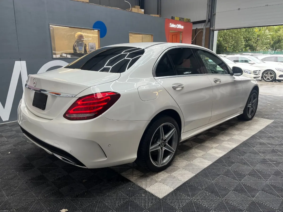 Mercedes-Benz C-Class 2018 MERCEDES-BENZ  C220D LA - Image 3