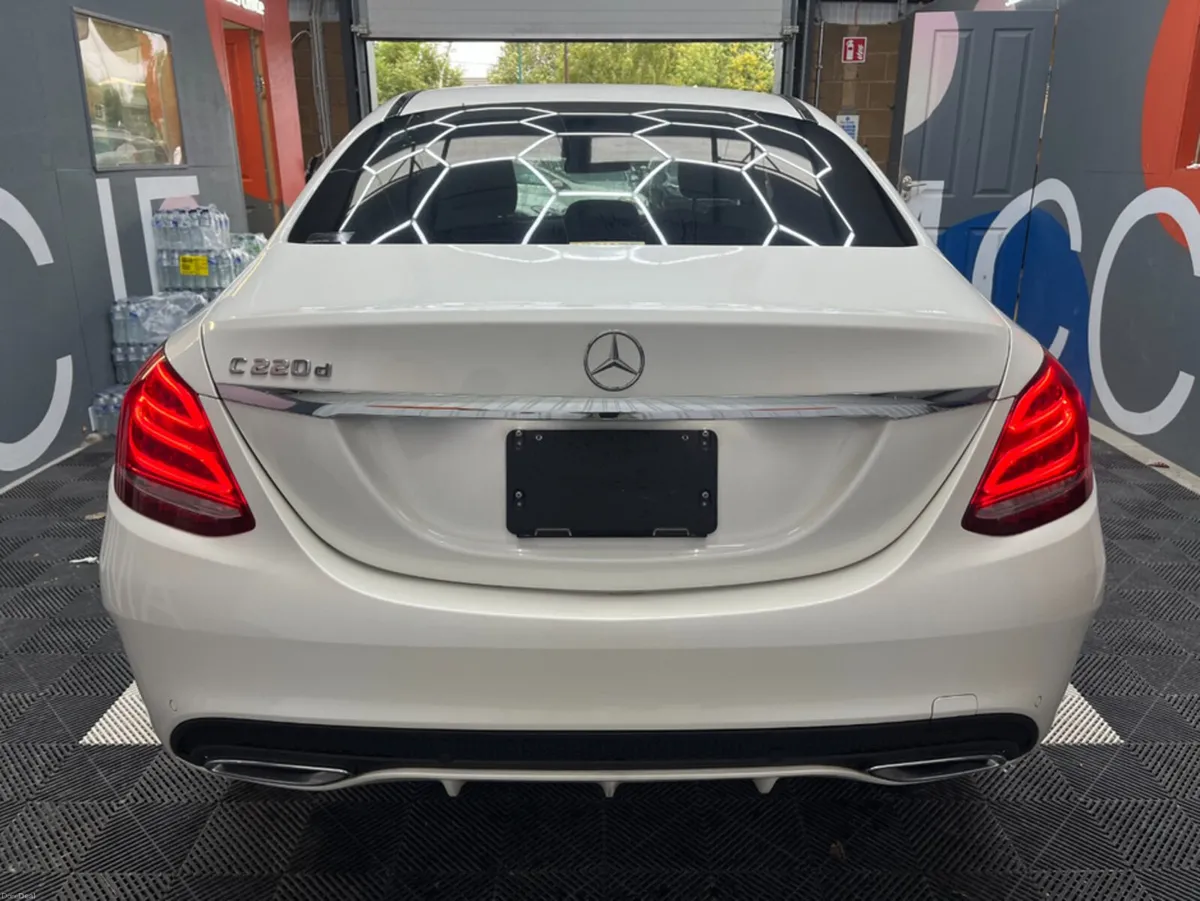 Mercedes-Benz C-Class 2018 MERCEDES-BENZ  C220D LA - Image 4