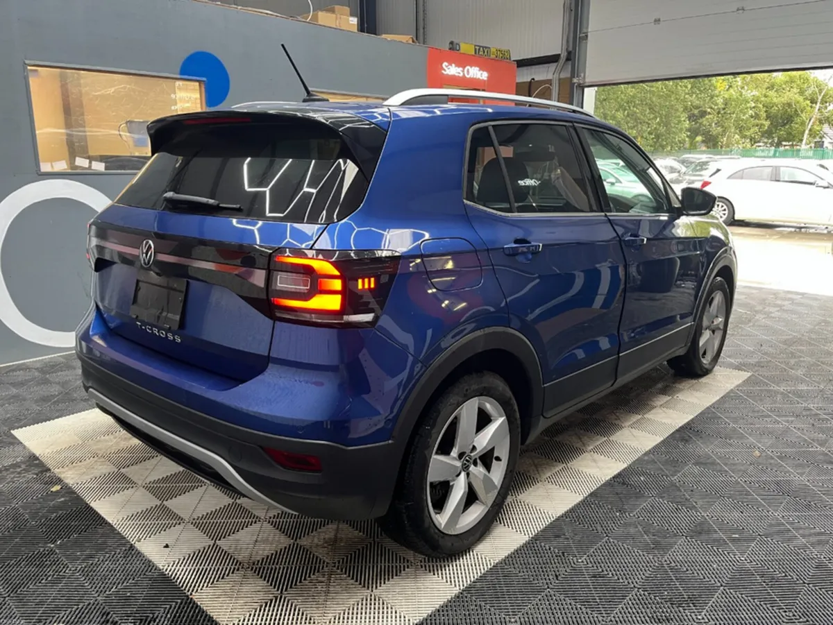 Volkswagen T-Cross 2023 VOLKSWAGEN T-CROSS TSI STY - Image 3