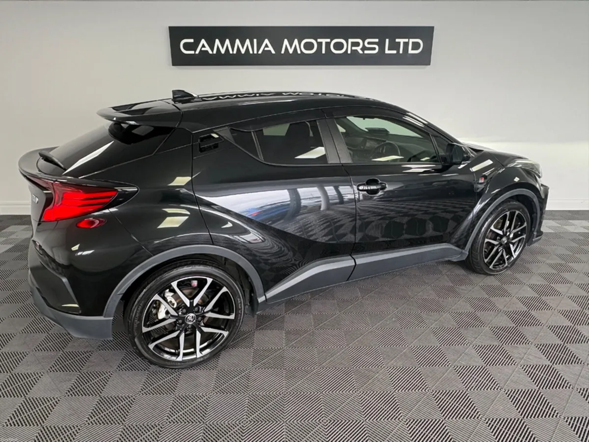 Toyota C-HR TOYOTA CHR 1.8 PETROL HYBRID AUTO*FINA - Image 2