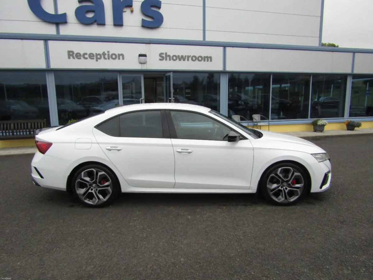 Skoda Octavia 2.0 VRS TDI 5DR AUTO - Image 3