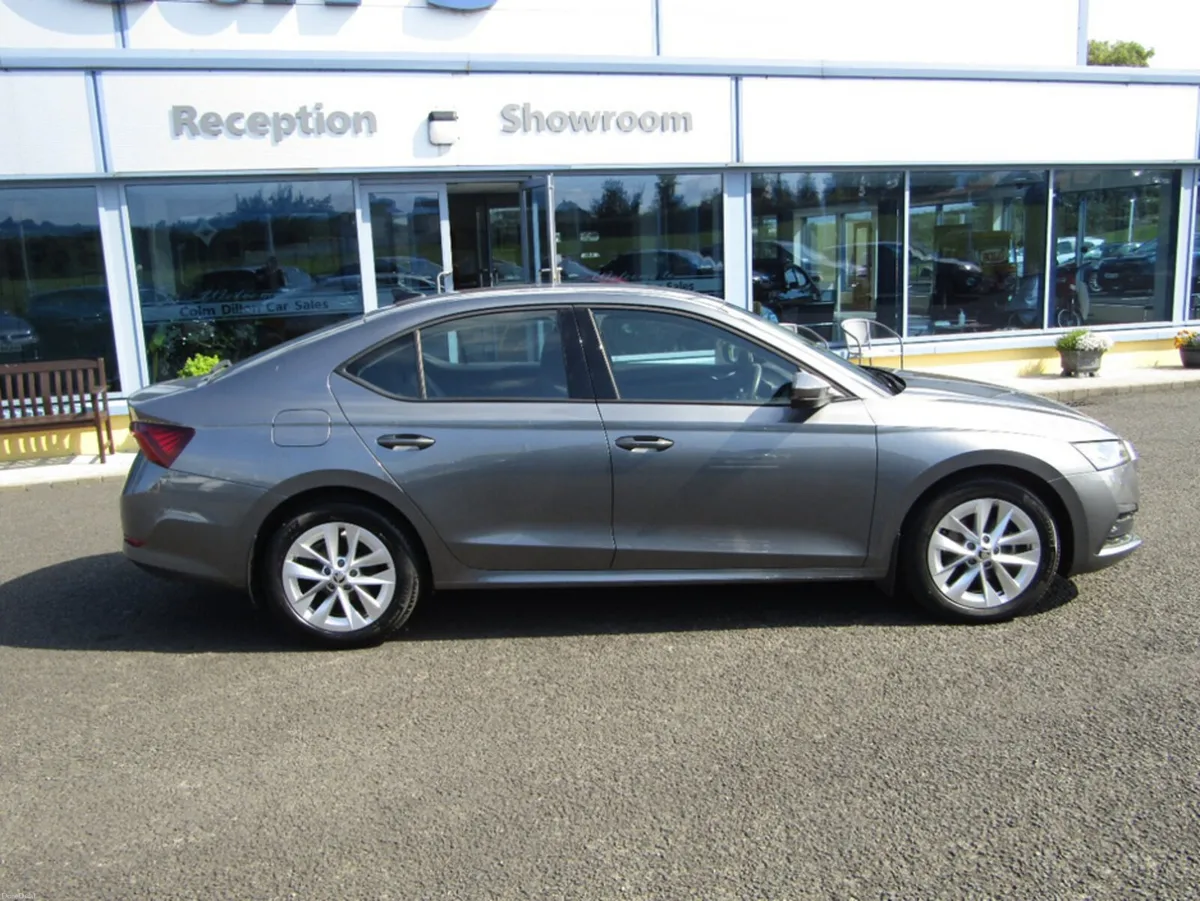 Skoda Octavia AMBITION 2.0 TDI 150 - Image 3