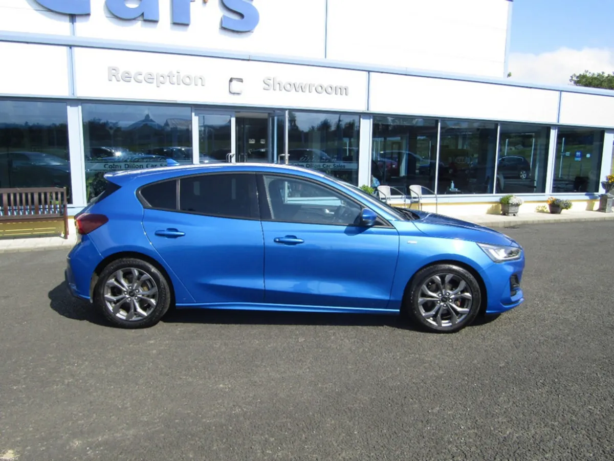 Ford Focus ST-LINE ECOBLUE AUTO - Image 3