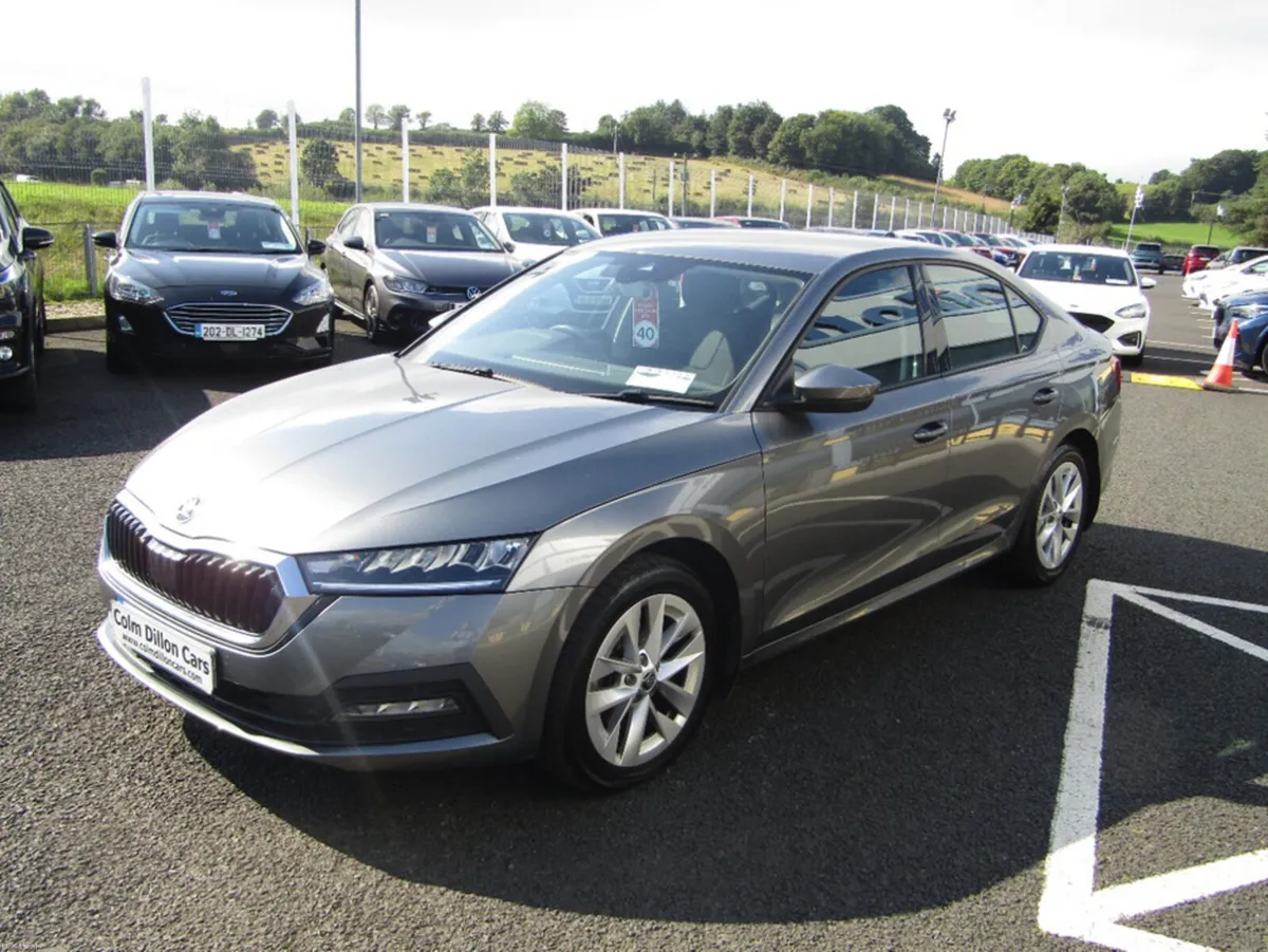 Skoda Octavia AMBITION 2.0 TDI 115HP 5DR - Image 5