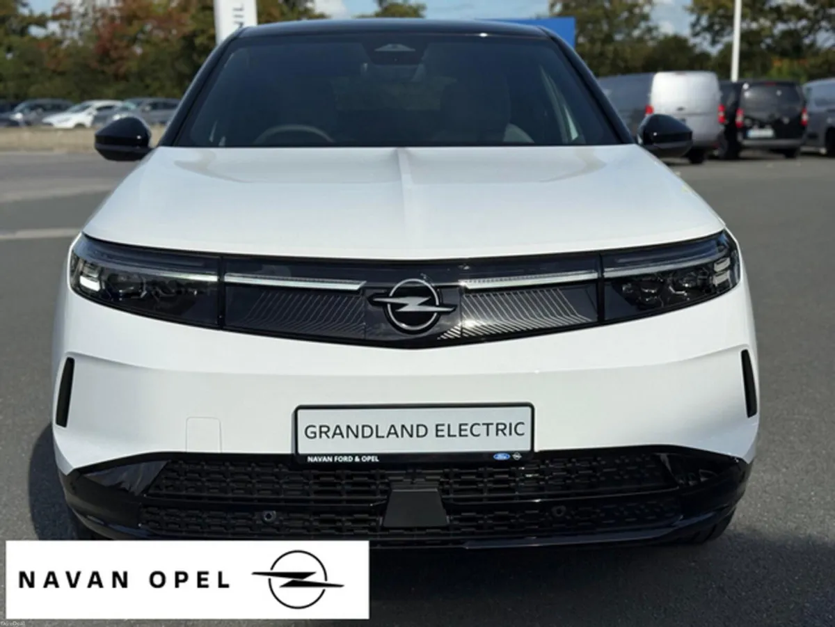 Opel Grandland GS-Line Electric 210Ps 520Km Range - Image 5