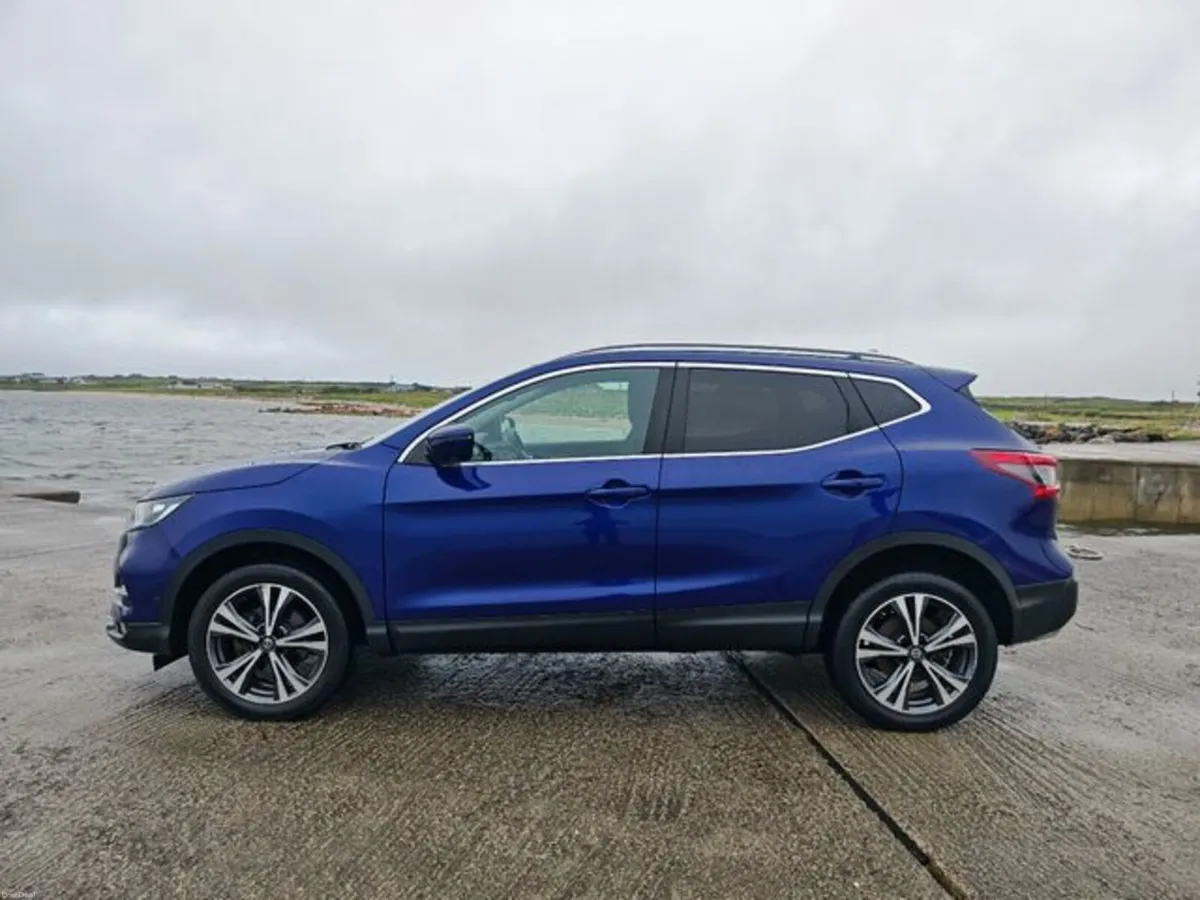 Nissan Qashqai 1.5 DCI 115PS N-connecta 5DR - Image 4