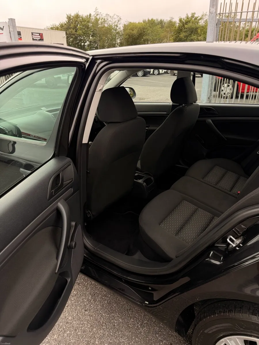 skoda octacia 2012 very good conditions - Image 6