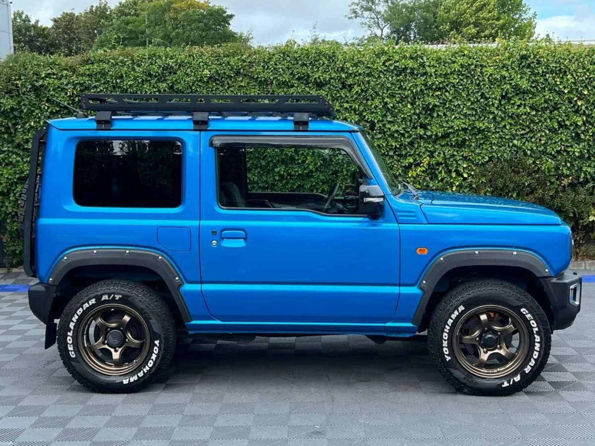 Suzuki Jimny 660cc 4WD AUTO // SELECTABLE 4WD LOW - Image 2