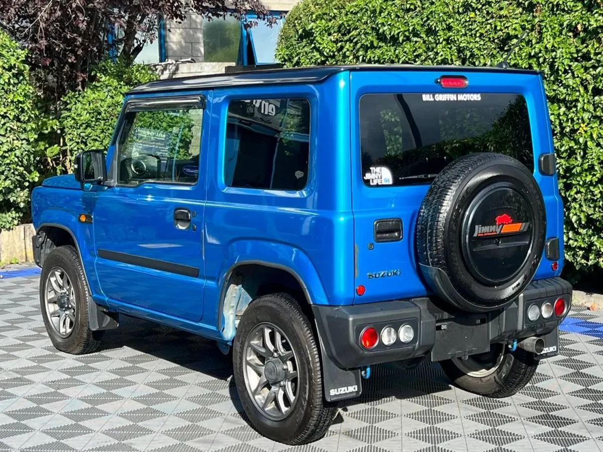 Suzuki Jimny 660CC AWD MANUAL // 4 SEATER // CRUIS - Image 5